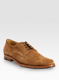 A retro-inspired style for the contemporary man of style, effortlessly constructed in smooth suede with contrasting laces.Suede upperLeather liningPadded insoleLeather/rubber soleImported A retro-inspired style for the contemporary man of style, effortlessly constructed in smooth suede with contrasting laces.Suede upperLeather liningPadded insoleLeather/rubber soleImported