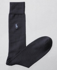 Crafted in a lightweight blend and featuring Polo Ralph Lauren's famous pony player, these dress socks provide a solid foundation for any dressed-up look. Crafted in a lightweight blend and featuring Polo Ralph Lauren's famous pony player, these dress socks provide a solid foundation for any dressed-up look.