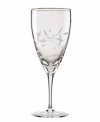 An instant classic, this Lenox crystal iced beverage glass features the Opal Innocence vine motif etched below a band of polished platinum. A beautiful companion to Opal Innocence dinnerware.