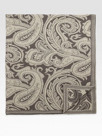 Subtle jacquard in an elegant paisley pattern finishes this modern throw rendered in fine Italian wool.59 x 71WoolDry cleanMade in Italy Subtle jacquard in an elegant paisley pattern finishes this modern throw rendered in fine Italian wool.59 x 71WoolDry cleanMade in Italy