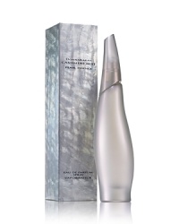 The pearl is a feminine symbol of art and spirituality; however flawless, no two are alike. This new fragrance collection layers the satin luster of the rare Tahitian pearl against the warm sensuality of cashmere. The pearl is a feminine symbol of art and spirituality; however flawless, no two are alike. This new fragrance collection layers the satin luster of the rare Tahitian pearl against the warm sensuality of cashmere.