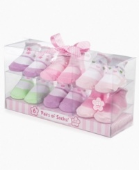 Keep her little feet cozy and warm with Cutie Pie's 6 piece sock set. Keep her little feet cozy and warm with Cutie Pie's 6 piece sock set.