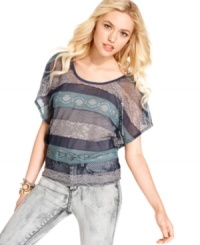 6 Degrees unites stripes of all textures on a day top that's so unique! Rock the piece with an arm load of bracelets and your favorite skinny jeans. (Clearance)