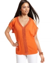INC's split-sleeve top is radiant with a sun-kissed hue and shimmering beaded detail. Team with skinny white jeans for a gorgeous weekend ensemble! INC's split-sleeve top is radiant with a sun-kissed hue and shimmering beaded detail. Team with skinny white jeans for a gorgeous weekend ensemble!