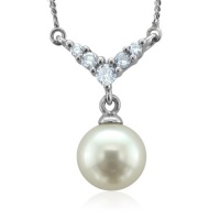 14k White Gold Natural Diamond and Pearl Necklace - 18- Certificate of Authenticity 14k White Gold Natural Diamond and Pearl Necklace - 18- Certificate of Authenticity