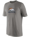 From the pre-game to after-party, show off your Denver Broncos pride in this NFL football t-shirt from Nike.
