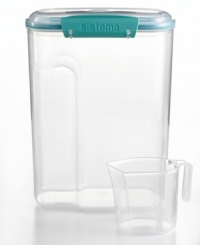Short on measuring cups? Keep things simple with Martha Stewart Collection's storage container with measuring cup. Store sugar, flour, rice or other dry goods--along with the cup. When it comes time to measure, just scoop and reseal! Limited lifetime warranty. Short on measuring cups? Keep things simple with Martha Stewart Collection's storage container with measuring cup. Store sugar, flour, rice or other dry goods--along with the cup. When it comes time to measure, just scoop and reseal! Limited lifetime warranty.