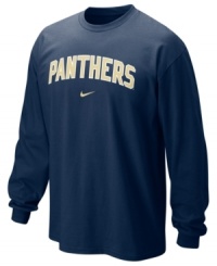 Be a part of the team in this Nike Pittsburgh Panthers NCAA shirt. Be a part of the team in this Nike Pittsburgh Panthers NCAA shirt.