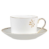 Vera Wang, in collaboration with Wedgwood, has designed a tableware collection full of understated elegance, classic beauty that embraces the ultra chic, sophisticated style that Vera is known for. Gilded Leaf takes its inspiration from the Greek and Neo-classical accents used in Vera Wangs Spring 2008 Bridal Collection. The gold and platinum mixed motifs invoke themes of nature and spring with graceful and subtle flourishes. This collection is designed to stand-alone or to mix and match. Vera Wang, in collaboration with Wedgwood, has designed a tableware collection full of understated elegance, classic beauty that embraces the ultra chic, sophisticated style that Vera is known for. Gilded Leaf takes its inspiration from the Greek and Neo-classical accents used in Vera Wangs Spring 2008 Bridal Collection. The gold and platinum mixed motifs invoke themes of nature and spring with graceful and subtle flourishes. This collection is designed to stand-alone or to mix and match.