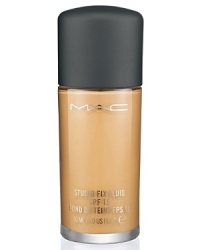 A modern foundation that combines a natural matte finish and medium-buildable coverage with broad spectrum UVA/UVB SPF 15. Comfortable and long-wearing: lasts for up to eight hours. Applies smoothly, builds coverage quickly and easily. Contains specially treated micronized pigments and soft-focus powders for a super-smooth look that helps minimize the appearance of imperfections. Absorbs and disperses oil. Contains special skin-conditioning ingredients. Oil free. A modern foundation that combines a natural matte finish and medium-buildable coverage with broad spectrum UVA/UVB SPF 15. Comfortable and long-wearing: lasts for up to eight hours. Applies smoothly, builds coverage quickly and easily. Contains specially treated micronized pigments and soft-focus powders for a super-smooth look that helps minimize the appearance of imperfections. Absorbs and disperses oil. Contains special skin-conditioning ingredients. Oil free.