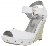 GUESS Tabari Wedges, WHISY (8 1/2) GUESS Tabari Wedges, WHISY (8 1/2)