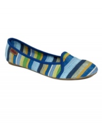 Perfect for those Sundays browsing the farmer's market, the Santiago flats by Rebels feature a classic slip-on design and uber-comfortable insole. Perfect for those Sundays browsing the farmer's market, the Santiago flats by Rebels feature a classic slip-on design and uber-comfortable insole.