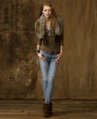 Iconic urban style is blended with a classic silhouette in our corduroy vest, finished with a faux-fur collar. Iconic urban style is blended with a classic silhouette in our corduroy vest, finished with a faux-fur collar.