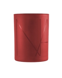 Top notes of a teasingly sweet blend of citrus are complimented with hints of pomegranate and balanced by rich, exotic floral notes of rose, jasmine and geranium. Full-bodied base notes of amber and vanilla add warmth to the tantalizing scent for an overall sweet and seductive sensory experience. Jaipurs candy apple red wax is encased in crimson glass with a matching logo, making it a perfect gift for the holiday season. Top notes of a teasingly sweet blend of citrus are complimented with hints of pomegranate and balanced by rich, exotic floral notes of rose, jasmine and geranium. Full-bodied base notes of amber and vanilla add warmth to the tantalizing scent for an overall sweet and seductive sensory experience. Jaipurs candy apple red wax is encased in crimson glass with a matching logo, making it a perfect gift for the holiday season.