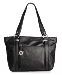 The Glove tote by Giani Bernini proves an elegant everday carryall, with pockets as smart as its looks. The Glove tote by Giani Bernini proves an elegant everday carryall, with pockets as smart as its looks.