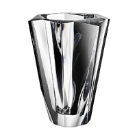 Like the most precious treasures, Malin Lindahl's new jewels - a vase, a bowl and a platter - adorn the contemporary home. The shimmering facets and asymmetrical design give the hand-cut, glistening Orrefors crystal an innovative, inspiring look. Like the most precious treasures, Malin Lindahl's new jewels - a vase, a bowl and a platter - adorn the contemporary home. The shimmering facets and asymmetrical design give the hand-cut, glistening Orrefors crystal an innovative, inspiring look.