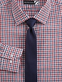 EXCLUSIVELY OURS. Unmatched softness and style in remarkable linen, finished in a classic fit.ButtonfrontLinenHand washImported EXCLUSIVELY OURS. Unmatched softness and style in remarkable linen, finished in a classic fit.ButtonfrontLinenHand washImported