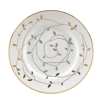 Vera Wang, in collaboration with Wedgwood, has designed a tableware collection full of understated elegance, classic beauty that embraces the ultra chic, sophisticated style that Vera is known for. Gilded Leaf takes its inspiration from the Greek and Neo-classical accents used in Vera Wangs Spring 2008 Bridal Collection. The gold and platinum mixed motifs invoke themes of nature and spring with graceful and subtle flourishes. This collection is designed to stand-alone or to mix and match. Vera Wang, in collaboration with Wedgwood, has designed a tableware collection full of understated elegance, classic beauty that embraces the ultra chic, sophisticated style that Vera is known for. Gilded Leaf takes its inspiration from the Greek and Neo-classical accents used in Vera Wangs Spring 2008 Bridal Collection. The gold and platinum mixed motifs invoke themes of nature and spring with graceful and subtle flourishes. This collection is designed to stand-alone or to mix and match.
