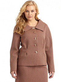 THE LOOKAllover woven striped constructionRemovable collarButton closureTHE FITAbout 23 from shoulder to hemTHE MATERIALWool/lycraFully linedCARE & ORIGINDry cleanImported THE LOOKAllover woven striped constructionRemovable collarButton closureTHE FITAbout 23 from shoulder to hemTHE MATERIALWool/lycraFully linedCARE & ORIGINDry cleanImported