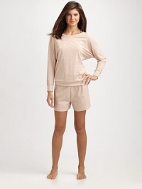 Multifunctional shorts expand into stripes for a fresh, spring look. Multifunctional shorts expand into stripes for a fresh, spring look.