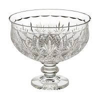 This stunning crystal centerpiece unites the elements of your fine table setting, or use it for a dramatic display elsewhere in your home.