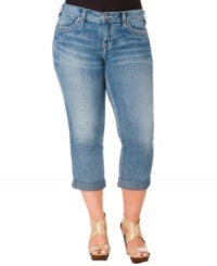 Rock the season's hottest tops with Silver Jeans' plus size cropped jeans, finished by a light wash. Rock the season's hottest tops with Silver Jeans' plus size cropped jeans, finished by a light wash.
