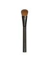 Made from luxuriously soft sable, this flat brush is slightly rounded at the edges to precisely follow the curves of the face. Dispensing the perfect amount of makeup onto the face, the blender brush creates a flawless, second-skin effect when used with any Armani foundation. Sensuous application and flawless results. 