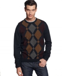 Paired with your favorite jeans, this argyle sweater from Geoffrey Beene keeps you comfortable and stylish no matter what your weekend adventures are.