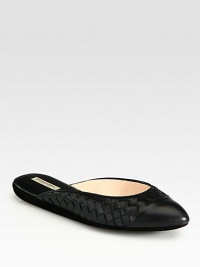 Supple woven leather forms this comfortable go-to silhouette, complete with a luxe protective pouch. Leather upperLeather liningSuede solePadded insoleProtective pouchMade in Italy Supple woven leather forms this comfortable go-to silhouette, complete with a luxe protective pouch. Leather upperLeather liningSuede solePadded insoleProtective pouchMade in Italy