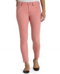 A curve-hugging fit in a trendy color-soaked wash make these Levi's jeans a winner for spring. Pair them with flats and a printed tee for everyday ease. A curve-hugging fit in a trendy color-soaked wash make these Levi's jeans a winner for spring. Pair them with flats and a printed tee for everyday ease.