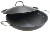 Calphalon D1382PB Commercial Hard-Anodized 12-Inch Everyday Pan with Lid Calphalon D1382PB Commercial Hard-Anodized 12-Inch Everyday Pan with Lid