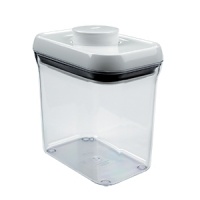 The ideal size for holding a 1-lb. bag of coffee beans, this modern 1.5 qt. container offers compact storage in an attractive rectangular design. The ideal size for holding a 1-lb. bag of coffee beans, this modern 1.5 qt. container offers compact storage in an attractive rectangular design.
