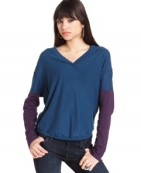 With colorblocked sleeves, this BCBGeneration sweater is perfectly slouchy for a casual-cool look! With colorblocked sleeves, this BCBGeneration sweater is perfectly slouchy for a casual-cool look!