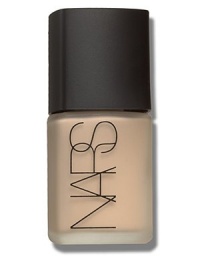 Moisture Balanced Foundation. Medium coverage foundation for a healthy, radiant finish. Lightweight, moisture-balanced, oil-in-water formula is enriched with vitamins and skin conditioners. Minimal amount of oil makes this product suitable for all except the most oily of skin types. Made in USA. 