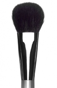Trish McEvoy Makeup Brush - 2B Sheer Blush Trish McEvoy Makeup Brush - 2B Sheer Blush