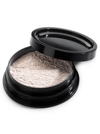 This exquisitely refined loose powder spreads delicately and evenly onto skin for a natural, non-powdery flawless finish. Treatment Lucent Powder EX creates a natural radiance and provides a satin sheen while covering dullness, spots and other skin concerns. Achieves a high-quality finish through the synergy of skincare and makeup ingredients.The Importance of Face to Face ConsultationLearn More about Cle de Peau BeauteLocate Your Nearest Cle de Peau Beaute Counter This exquisitely refined loose powder spreads delicately and evenly onto skin for a natural, non-powdery flawless finish. Treatment Lucent Powder EX creates a natural radiance and provides a satin sheen while covering dullness, spots and other skin concerns. Achieves a high-quality finish through the synergy of skincare and makeup ingredients.The Importance of Face to Face ConsultationLearn More about Cle de Peau BeauteLocate Your Nearest Cle de Peau Beaute Counter