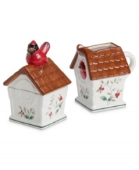 Perch two little bird houses on your table for sugar, cream and a side of holiday whimsy. With classic holly detail, they make a festive addition to Pfaltzgraff Winterberry dinnerware – and a charming gift!