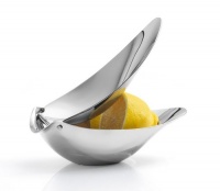 Blomus 63480 Callista Lemon Squeezer Blomus 63480 Callista Lemon Squeezer