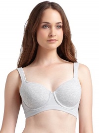 THE LOOKAdjustable padded shoulder strapsStretch cotton knit padded cups with underwireStay-dry fabric wicks away moistureElastic hemAdjustable back hook-and-eye closureTHE MATERIALCotton/Lycra spandexFully linedCARE & ORIGINHand washImported THE LOOKAdjustable padded shoulder strapsStretch cotton knit padded cups with underwireStay-dry fabric wicks away moistureElastic hemAdjustable back hook-and-eye closureTHE MATERIALCotton/Lycra spandexFully linedCARE & ORIGINHand washImported