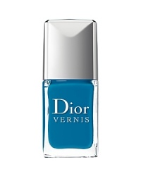 Introducing Dior's Summer Mix, a charming new color collection that captures the carefree spirit of summer with two infectiously fun shades of new Dior Vernis Nail Gloss, a semi-translucent nail lacquer with a sorbet-like finish and two new delicious shades of Dior Addict Ultra-Gloss. Dior's cult favorite, long-wearing nail lacquer in an array of modern shades, is back with a new formula and an oversize brush for quick and accurate application in a single stroke. Choose any high-fashion shade for a dose of dramatic color from your tips to your toes.