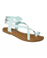 Strap on summer style. The Darren sandals from Jessica Simpson is a gladiator-inspired design with double buckles for added appeal. Strap on summer style. The Darren sandals from Jessica Simpson is a gladiator-inspired design with double buckles for added appeal.