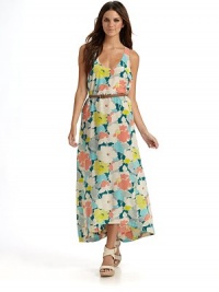 THE LOOKScoop neckline Pullover style Sleeveless Floral design Princess seams Raw edge detail Contrast belt with metal buckle Tail hemTHE FITLoose, A-line silhouette About 57 from shoulder to hemTHE MATERIALSilkCARE & ORIGINDry clean Imported THE LOOKScoop neckline Pullover style Sleeveless Floral design Princess seams Raw edge detail Contrast belt with metal buckle Tail hemTHE FITLoose, A-line silhouette About 57 from shoulder to hemTHE MATERIALSilkCARE & ORIGINDry clean Imported