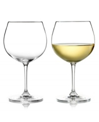 Adhering to the Riedel principle of content commands shape, these Vinum wine glasses have a greater capacity to bring out the rich bouquet of Montrachet and Chardonnay wines. High-quality crystal makes the set as beautiful as it is functional, perfect for any table and occasion. Adhering to the Riedel principle of content commands shape, these Vinum wine glasses have a greater capacity to bring out the rich bouquet of Montrachet and Chardonnay wines. High-quality crystal makes the set as beautiful as it is functional, perfect for any table and occasion.
