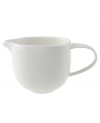Minimal and chic, use this everyday creamer along with the Villeroy & Boch Urban Nature Covered Sugar Bowl and Coffeepot for a seriously stylish tea or coffee service. Minimal and chic, use this everyday creamer along with the Villeroy & Boch Urban Nature Covered Sugar Bowl and Coffeepot for a seriously stylish tea or coffee service.