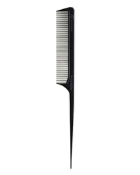 T3 Anti-Static Carbon ionic combs are forged from Tourmaline and Carbon and as a result they will resist the heat of modern high-temperature styling tools. Pointy tip. Perfect for separating and sectioning hair. T3 Anti-Static Carbon ionic combs are forged from Tourmaline and Carbon and as a result they will resist the heat of modern high-temperature styling tools. Pointy tip. Perfect for separating and sectioning hair.