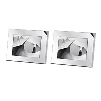 A sparkling yet subtle panel of shimmering Swarovski crystals makes an appearance along the side of this stainless steel Ambiray frame, an ultra-luxe vessel for showcasing your most memorable moments. A sparkling yet subtle panel of shimmering Swarovski crystals makes an appearance along the side of this stainless steel Ambiray frame, an ultra-luxe vessel for showcasing your most memorable moments.