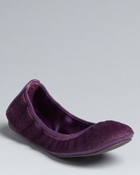 Like exotics? You'll love these Tory Burch flats, which feature luxe calf hair uppers. Like exotics? You'll love these Tory Burch flats, which feature luxe calf hair uppers.