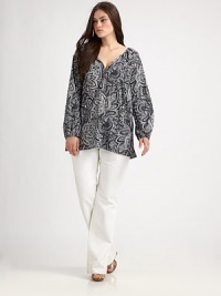 Leave it to paisley to enliven this sophisticated silhouette offering a feminine neckline and flattering arm coverage. Self-tie detail at v-necklineLong sleevesElasticized cuffsPull-on styleAbout 31 from shoulder to hemPolyesterHand washImported Leave it to paisley to enliven this sophisticated silhouette offering a feminine neckline and flattering arm coverage. Self-tie detail at v-necklineLong sleevesElasticized cuffsPull-on styleAbout 31 from shoulder to hemPolyesterHand washImported