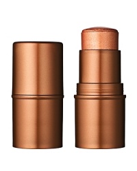 Discover the new limited edition Star Bronzer Aquastick. Revitalizing stick releases a smooth wave of sheer color onto the skin with gliding, intensely refreshing application and a soothing effect. Gently blend gel bronzer onto your skin over your cheeks, all over your face and/or decollete. Apply the Star Bronzer Aqua Stick to the highpoints of the face--the forehead, cheeks and nose. The stick also doubles as a cheek color; use the fingers or Highlighting Brush #3. Set with the Star Bronzer Bamboo bronzer using the Cheek Brush #6 or Precision Cheek Brush #7. Discover the new limited edition Star Bronzer Aquastick. Revitalizing stick releases a smooth wave of sheer color onto the skin with gliding, intensely refreshing application and a soothing effect. Gently blend gel bronzer onto your skin over your cheeks, all over your face and/or decollete. Apply the Star Bronzer Aqua Stick to the highpoints of the face--the forehead, cheeks and nose. The stick also doubles as a cheek color; use the fingers or Highlighting Brush #3. Set with the Star Bronzer Bamboo bronzer using the Cheek Brush #6 or Precision Cheek Brush #7.