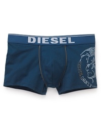 The embroidered detail at the leg adds flair to these comfortable trunks in breathable cotton with a bit of stretch. The embroidered detail at the leg adds flair to these comfortable trunks in breathable cotton with a bit of stretch.